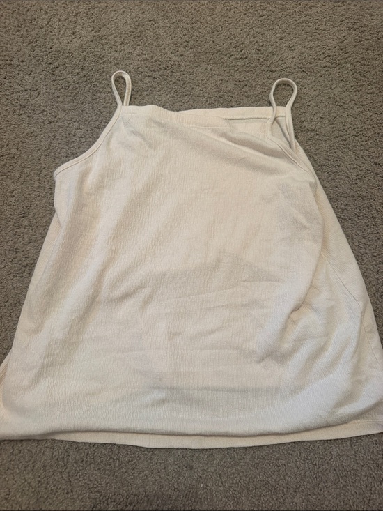 LOFT Tops - LOFT Cream Spaghetti Strap Camisole
